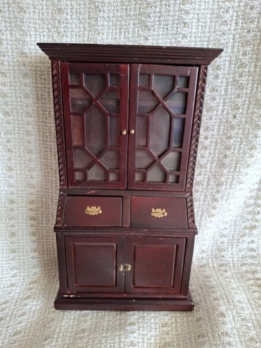 Vintage miniature - 1:12,