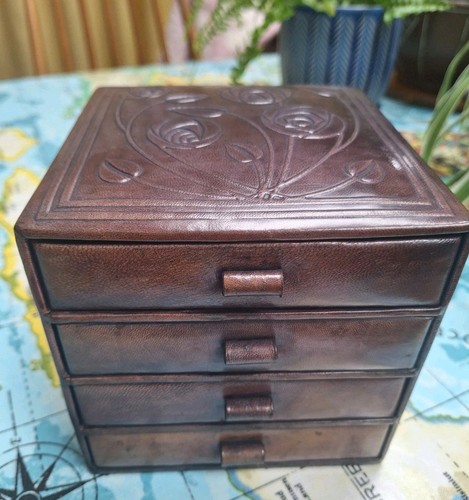 Real leather jewellery box