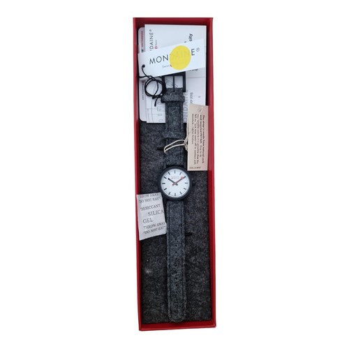 Mondaine watch essence black - watch,