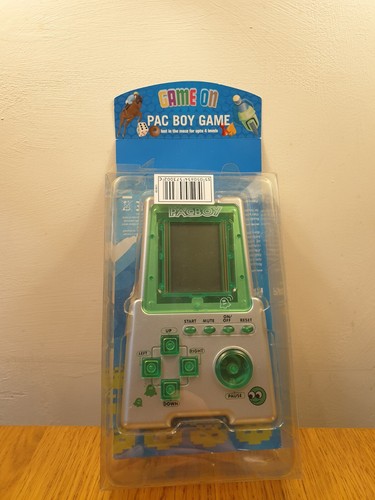 Game pacboy handheld - on,