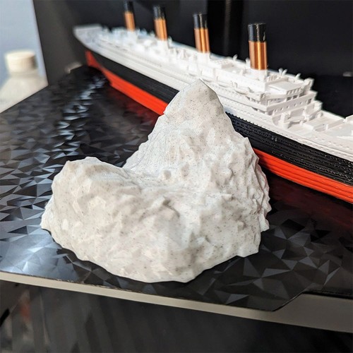 Break half rms - titanic, boat