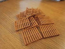 G Gauge wooden pallets 1:22.5