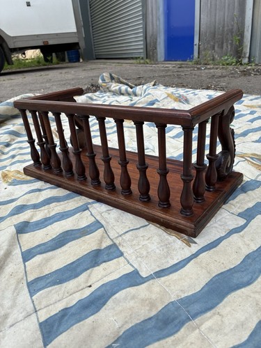 Old vintage librarian carved - librarian,