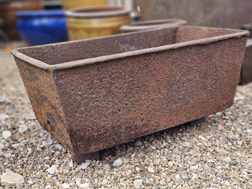Cast iron trough - iron,
