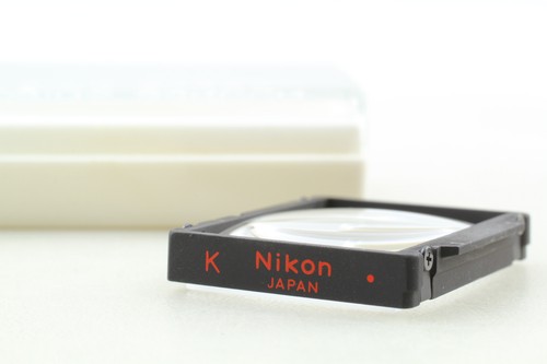 Mint case nikon - w/case], focusing