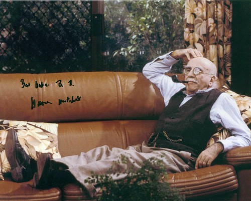 Warren mitchell signed - warren,