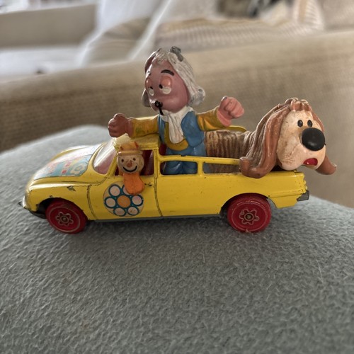 Vintage corgi toys - corgi,