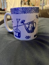Spode Gardening Mug From The Spode Blue Room Collection