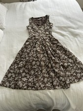 Cabbages & Roses Brown White