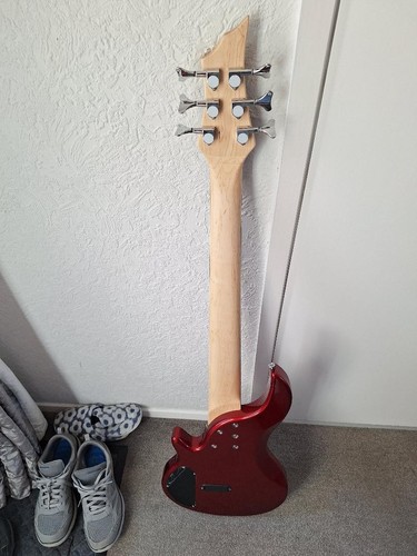 String fretless bass - fretless,