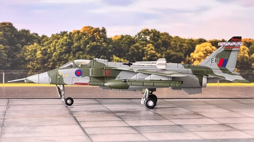 Corgi aa35401 sepecat - corgi, jaguar