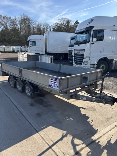 Ifor williams 14ft tri - williams,