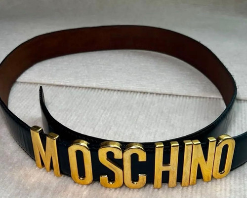 Moschino belt gold - gold-tone, logo
