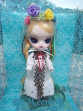 Rare Little Pullip Meena doll in original box Midsommar vibe!