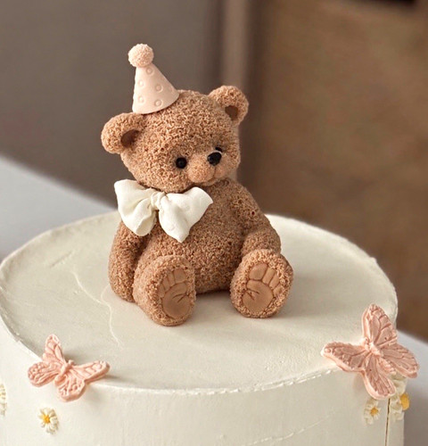 Fondant teddy bear cake - teddy,