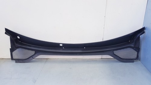 Audi sport 2017 windscreen - q2,