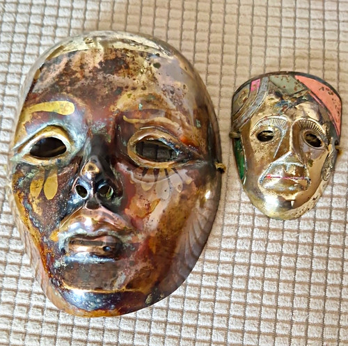 Vintage bronze metal - 2x,