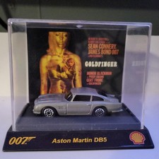 Aston Martin DB5 007 James