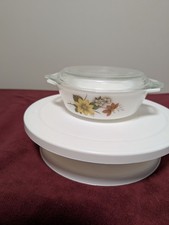 Pyrex ENGLAND JAJ round