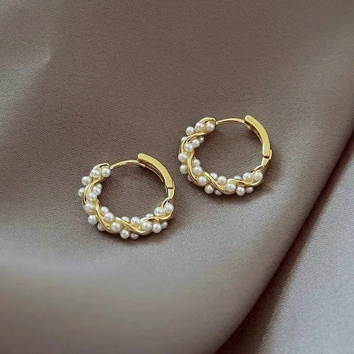 Vintage style pearls - pearls, earrings