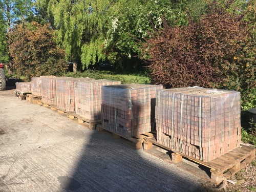 Driveway setts blocks - -,