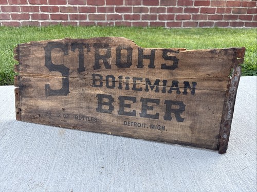 Vintage wooden beer sign - wooden, crate