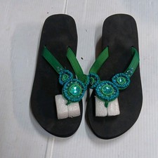 Avon Women's Size 9.5 Flat
