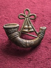 Vintage Military Bugle Cap Badge – Brass Hunting Horn Design – c.1940s–50s