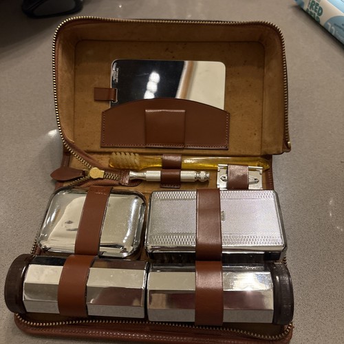 Vintage men travel - vintage,