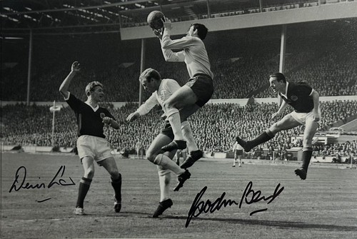 Denis law gordon - denis, banks