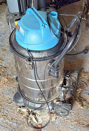 Industrial vacuum cleaner - industrial,
