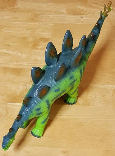 Bnwot large green - bnwot, plastic
