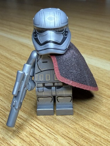 Lego star wars captain phasma - lego,