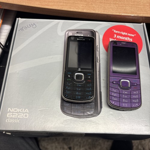 Nokia 6220 classic 3 - classic, on