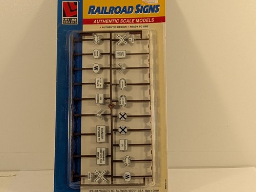 Life like scale railroad - ho,