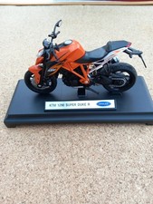WELLY MOTOR BIKE 1/18TH KTM
