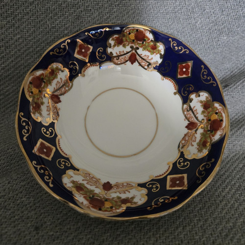 Royal albert bone china - royal,