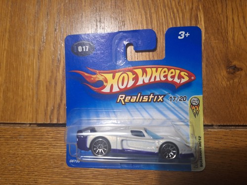 2005 hot wheels realistix - hot,