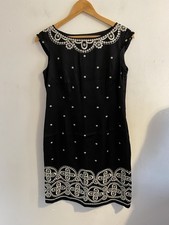 Ladies monsoon black & white