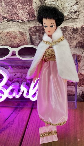 Vintage 1960 barbie clone - vintage,