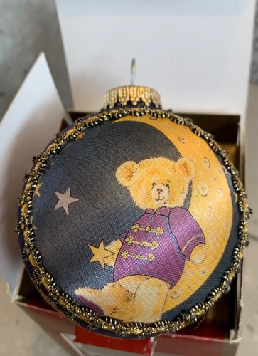 2000 harrods christmas bear - christmas,