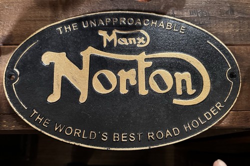 Cast metal norton manx - metal,