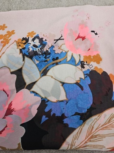 Pale pink floral border - 3m,