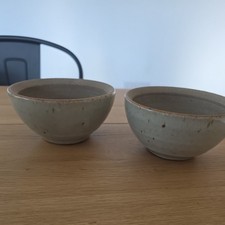 2 x LEACH STANDARD WARE BOWLS