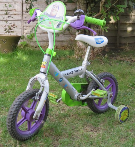Toy story space - toy,
