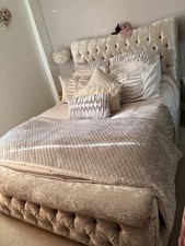 Champagne Velvet King Sized