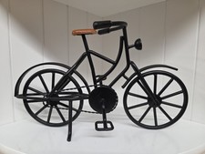 Retro Black Metal Bicycle