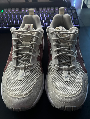 Women size asics gel - women's,