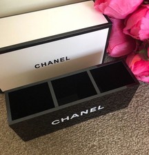 BNIB CHANEL Acrylic Makeup