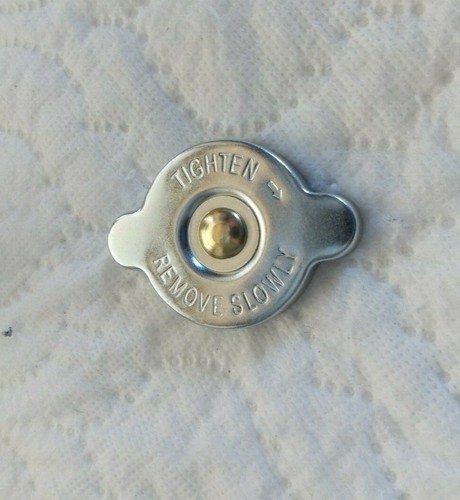 Radiator cap volvo - radiator,
